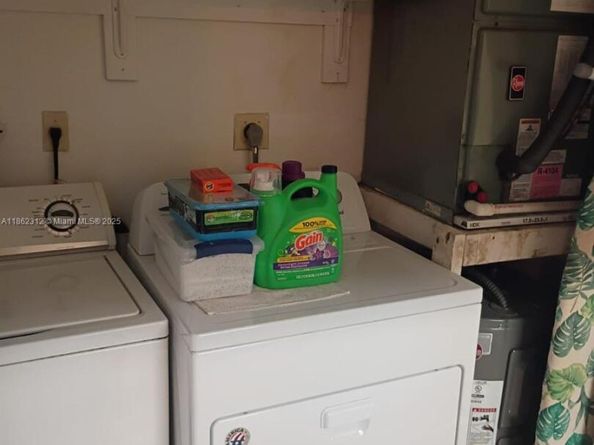 Undisclosed Address #A11862312, Miami FL 33136
