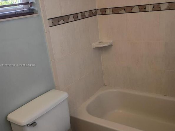 Undisclosed Address #A11862312, Miami FL 33136