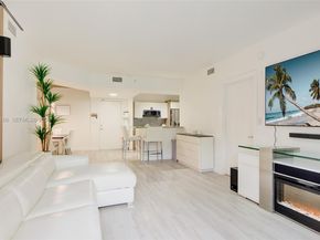 2775 NE 187th St 215, Aventura FL 33180