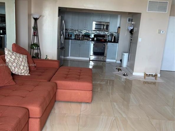 2150 Sans Souci Blvd B1605, North Miami FL 33181