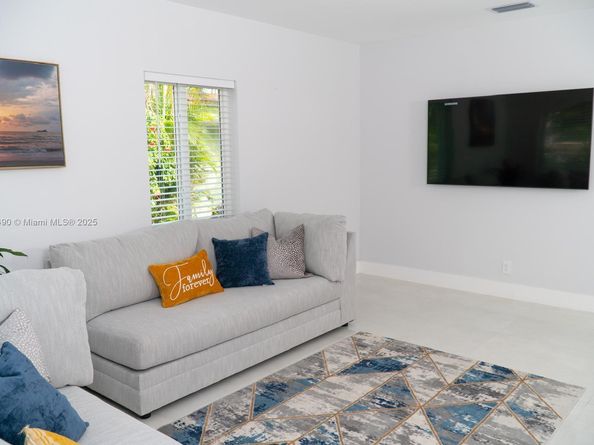 Undisclosed Address #A11819490, North Miami Beach FL 33179