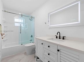 1086 NW 88th Way, Plantation FL 33322