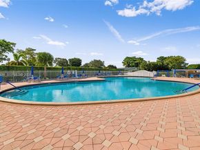 1086 NW 88th Way, Plantation FL 33322