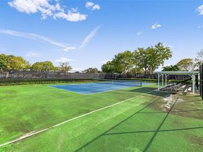 1086 NW 88th Way, Plantation FL 33322