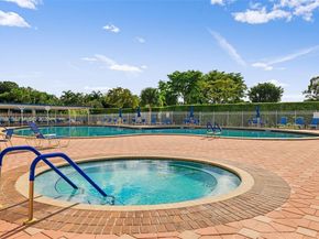 1086 NW 88th Way, Plantation FL 33322