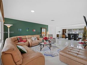 1086 NW 88th Way, Plantation FL 33322