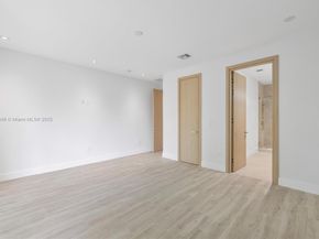 3161 Hibiscus St 3161, Miami FL 33133