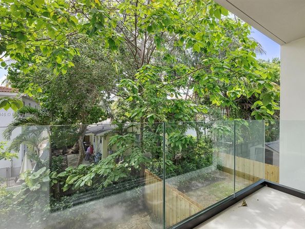 3161 Hibiscus St 3161, Miami FL 33133