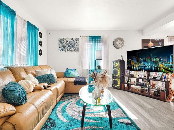 6501 SW 4th St, Miami FL 33144