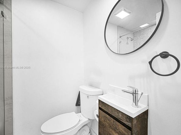 6501 SW 4th St, Miami FL 33144