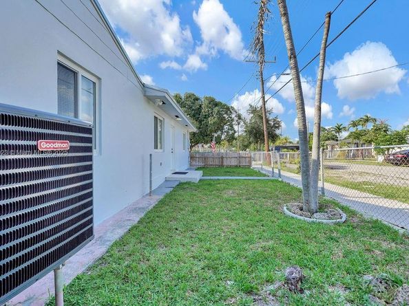 6501 SW 4th St, Miami FL 33144