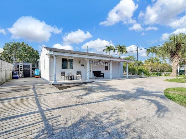 6501 SW 4th St, Miami FL 33144