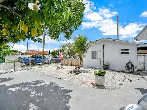 6501 SW 4th St, Miami FL 33144