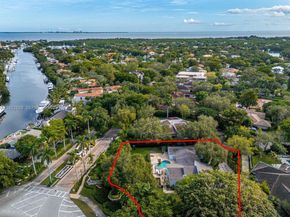 7000 Robles St, Coral Gables FL 33143