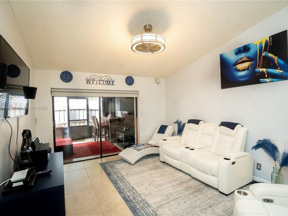 3078 S Oakland Forest Dr 604, Oakland Park FL 33309