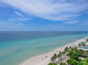 2751 S Ocean Dr 1707S, Hollywood FL 33019