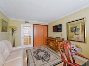 2751 S Ocean Dr 1707S, Hollywood FL 33019