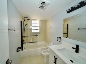 2541 Aragon Blvd 305, Sunrise FL 33322