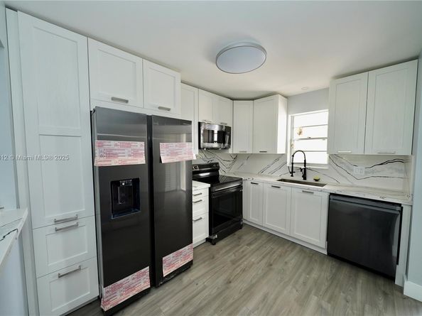 2541 Aragon Blvd 305, Sunrise FL 33322