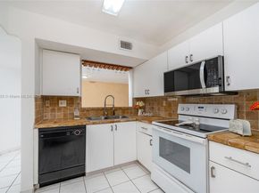 12521 NW 11th Ln 105, Miami FL 33182
