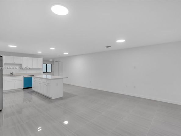 17351 NW 22nd Ave, Miami Gardens FL 33056