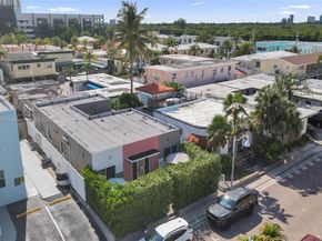 322 Oklahoma St, Hollywood FL 33019