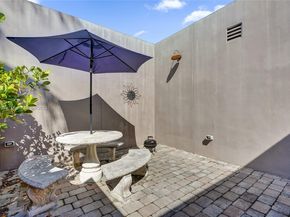 322 Oklahoma St, Hollywood FL 33019