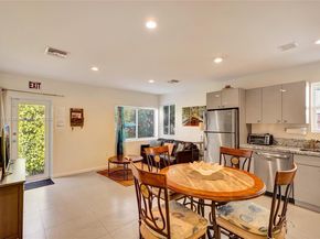 322 Oklahoma St, Hollywood FL 33019