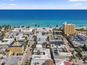 322 Oklahoma St, Hollywood FL 33019