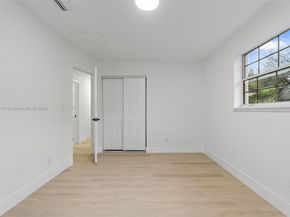 620 N 64th Ave, Hollywood FL 33024