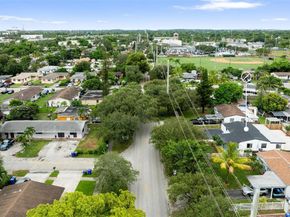 620 N 64th Ave, Hollywood FL 33024