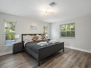 4260 NW 19th Ave, Oakland Park FL 33309