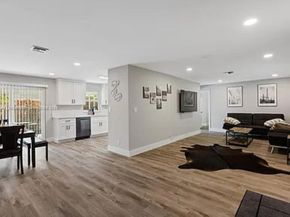 4260 NW 19th Ave, Oakland Park FL 33309