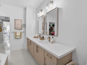 10710 NW 66th St 114, Doral FL 33178