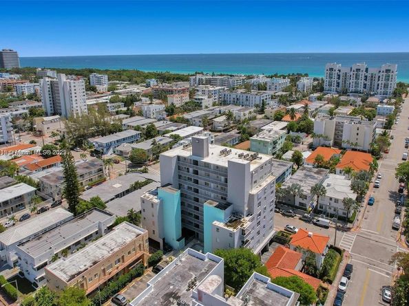 7620 Carlyle Ave 703, Miami Beach FL 33141