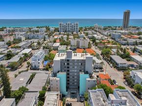 7620 Carlyle Ave 703, Miami Beach FL 33141