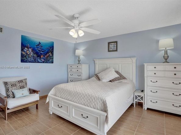 7620 Carlyle Ave 703, Miami Beach FL 33141