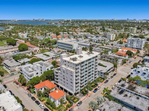 7620 Carlyle Ave 703, Miami Beach FL 33141