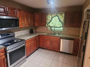 2801 NE 1st Ave, Pompano Beach FL 33064