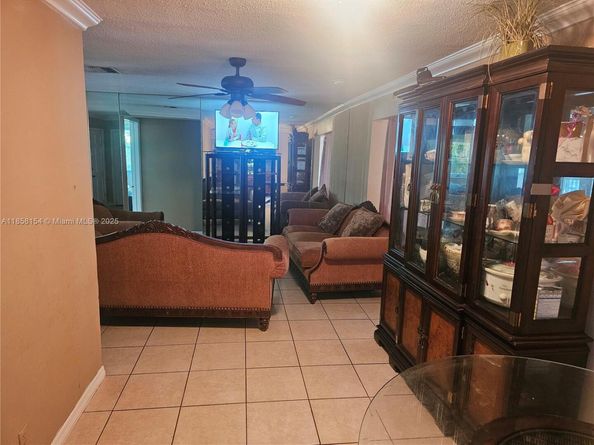 2801 NE 1st Ave, Pompano Beach FL 33064