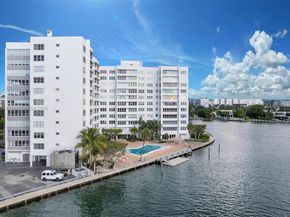 9102 W Bay Harbor Dr 2DW, Bay Harbor Islands FL 33154