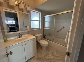 9400 Sunrise Lakes Blvd 305, Sunrise FL 33322