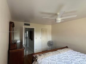 9400 Sunrise Lakes Blvd 305, Sunrise FL 33322