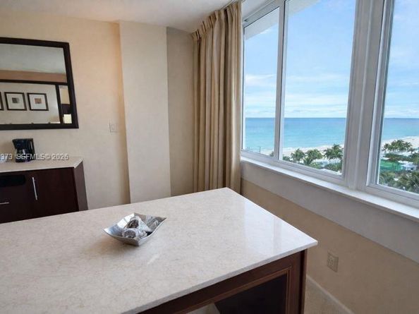 19201 Collins Ave 707, Sunny Isles Beach FL 33160
