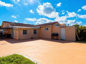 12421 SW 193rd St, Miami FL 33177