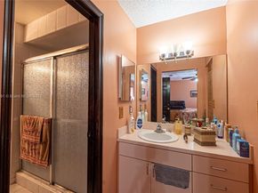 12421 SW 193rd St, Miami FL 33177