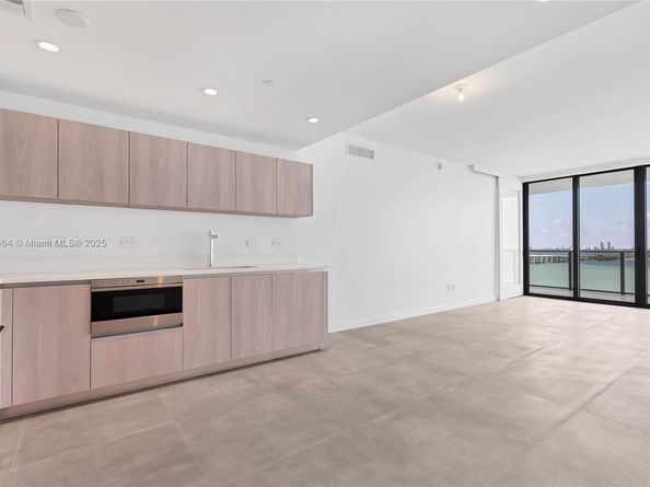 3131 NE 7th Ave 1203, Miami FL 33137