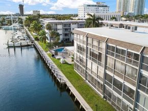 2200 Diana Dr 205, Hallandale Beach FL 33009