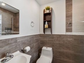 335 Ocean Dr 122, Miami Beach FL 33139