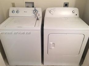 806 Maplewood Dr, Green Acres FL 33415